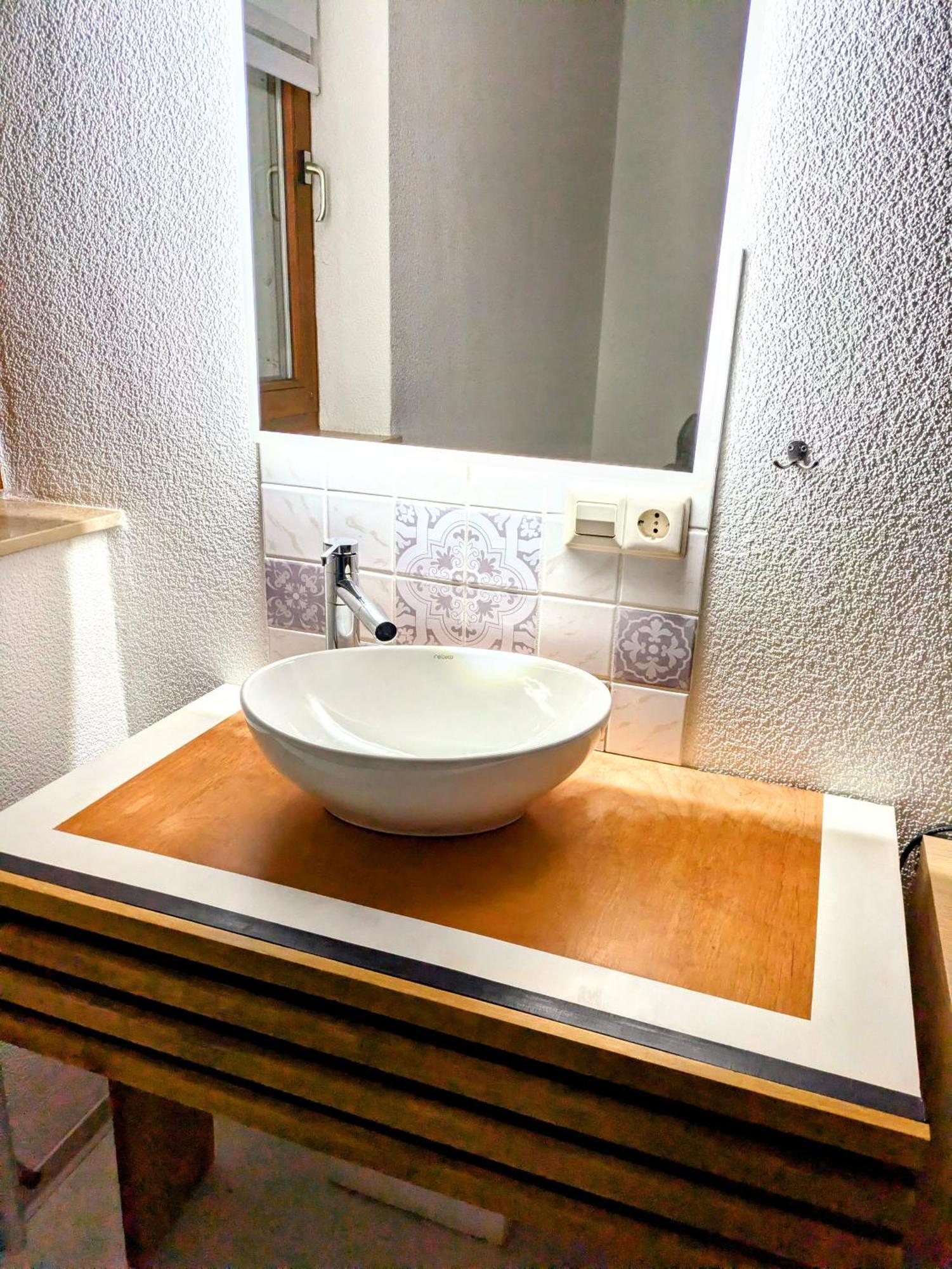 4 Zimmer Geraeumige Und Ruhig Gelegene Ferien- Und Monteurwohnung Nur Fuer Sie Allein Aujvari Vermietungen Spiegelberg Zewnętrze zdjęcie